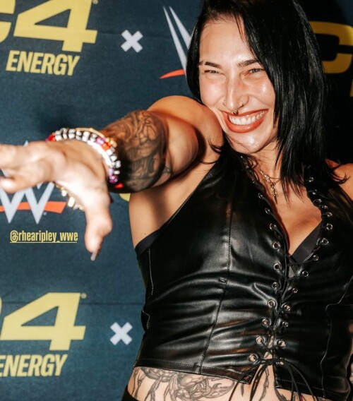 10001192348b7d4a43eeba7b28