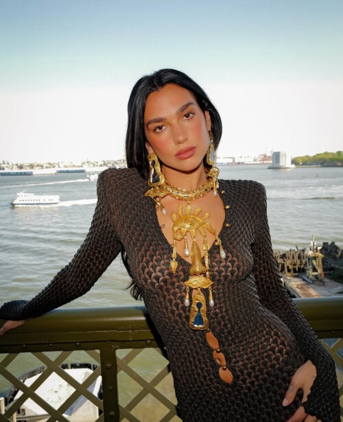 10001198960decc2537a4cf3ad