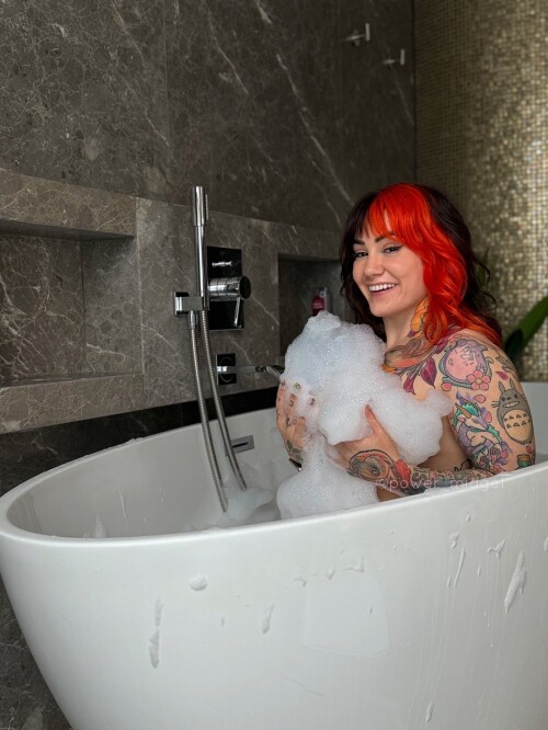 100011998598107a72bc5f37f5