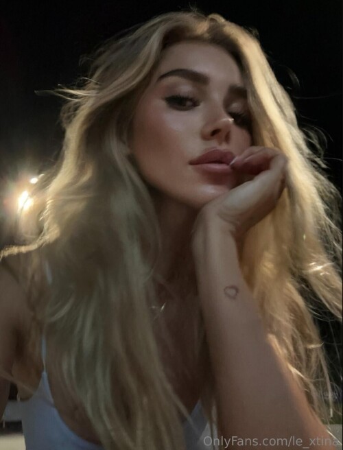 10001205184939d762557e4956