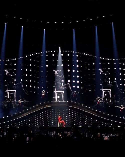 100012167179ee513dff777e27