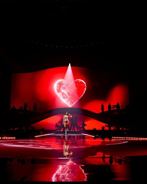 100012167407b89eb225848268