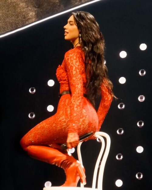 1000121682a13faad7f3d8e49b