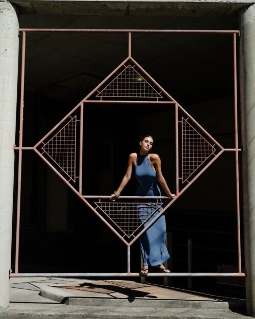 100012216474a03e1e543504de