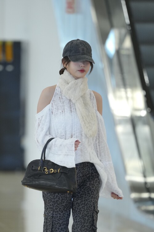 100012281777cba95f020528f5