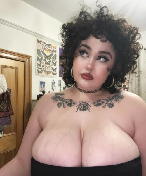 1000124502f3fd83a4c4e433ce