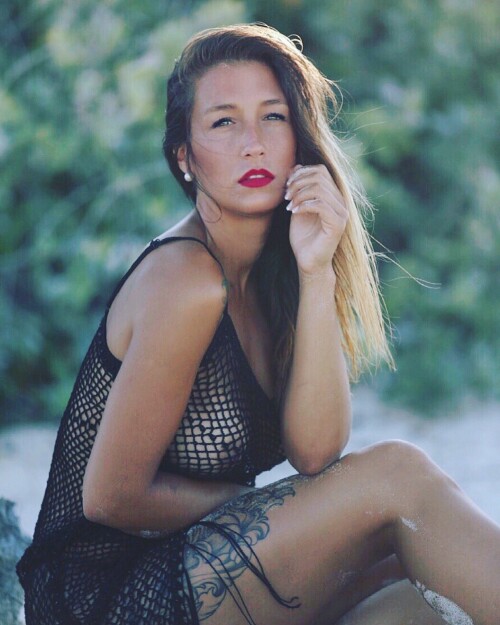 1000124582d34d67a2c5903d0a