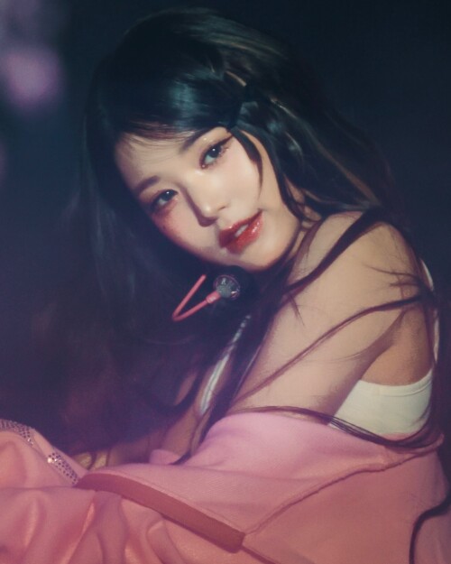 100012530867694a2c71e707e9