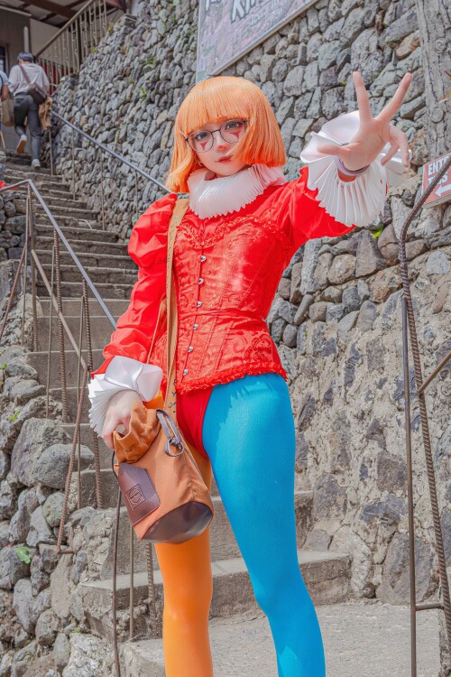 1000126083463f36f384903626