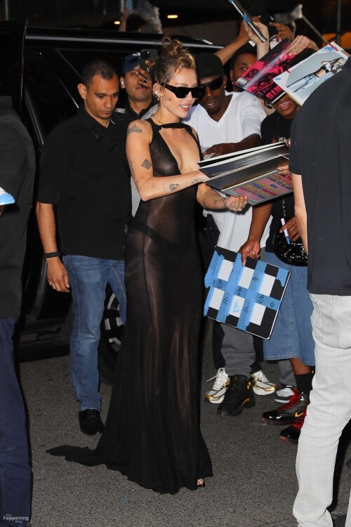 1000126145b1fec1e3a11443c8