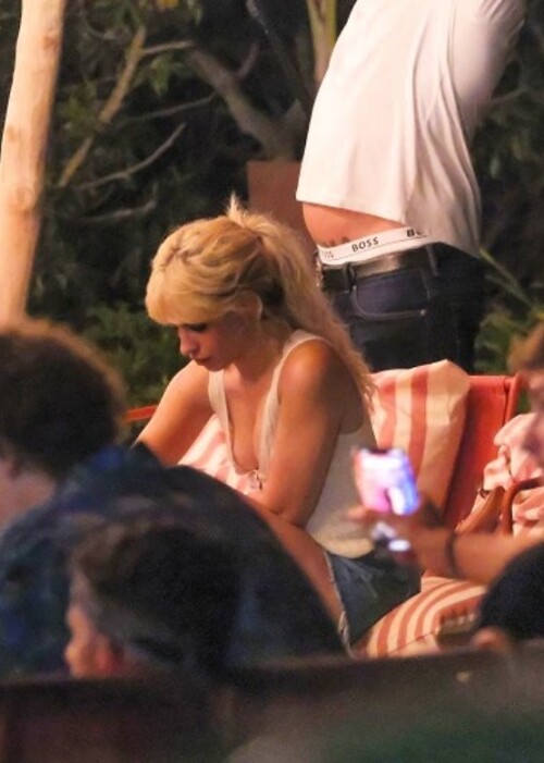 10001262771d8deabb6aaa771a