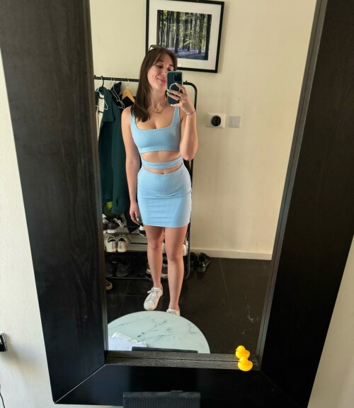 100012639077dcdbc9c55eff4e