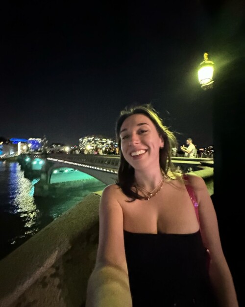 1000127259f71832287fdb141b