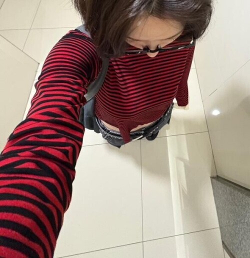 10001288120367af633e767bfd