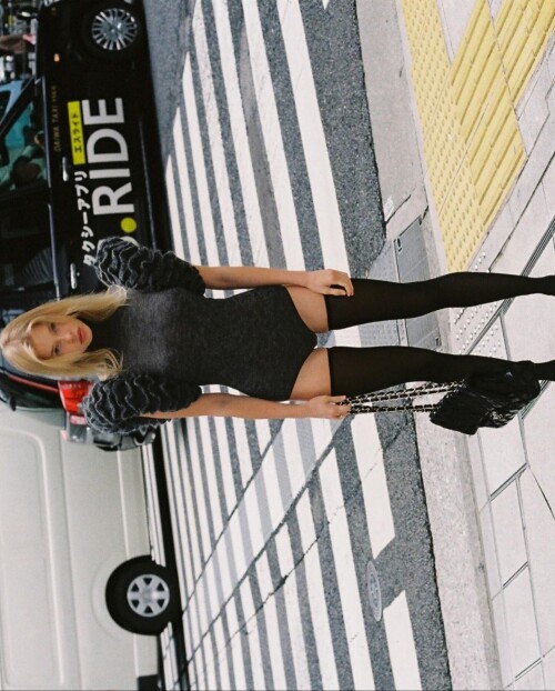 10001288960d6f357c85d349fa