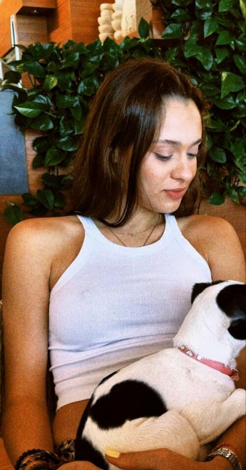 100012943729925ea4b97e448f