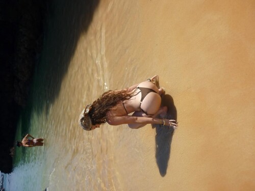 1000129820b1fac7468196bd69