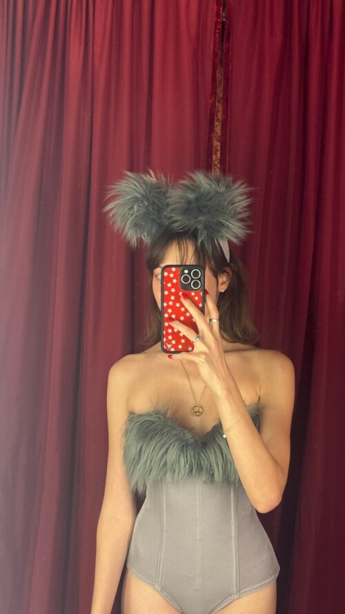 1000129925c9c07b43ddaa5bb8