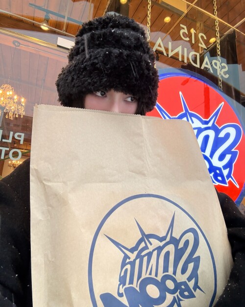 1000130122e8df306f40bb25d9