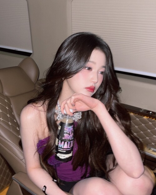 100013068276aa456f3a347b06