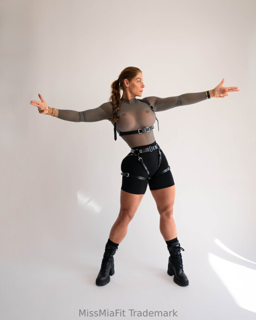 10001310380342457397330307