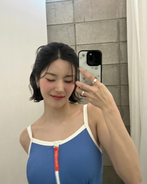 100013115457d37861afef3c7c