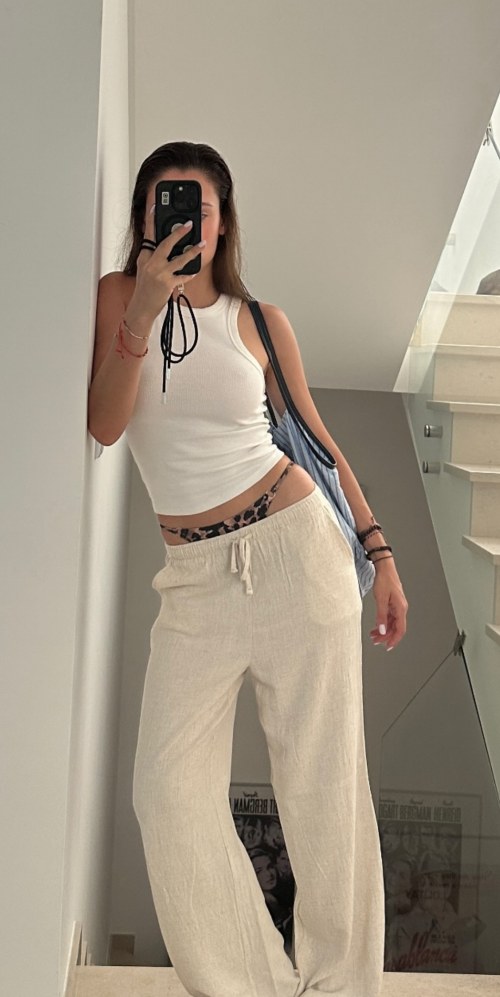 10001312098cda0202bff84ddf