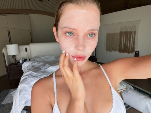 1000131827c4269f2bc8940741