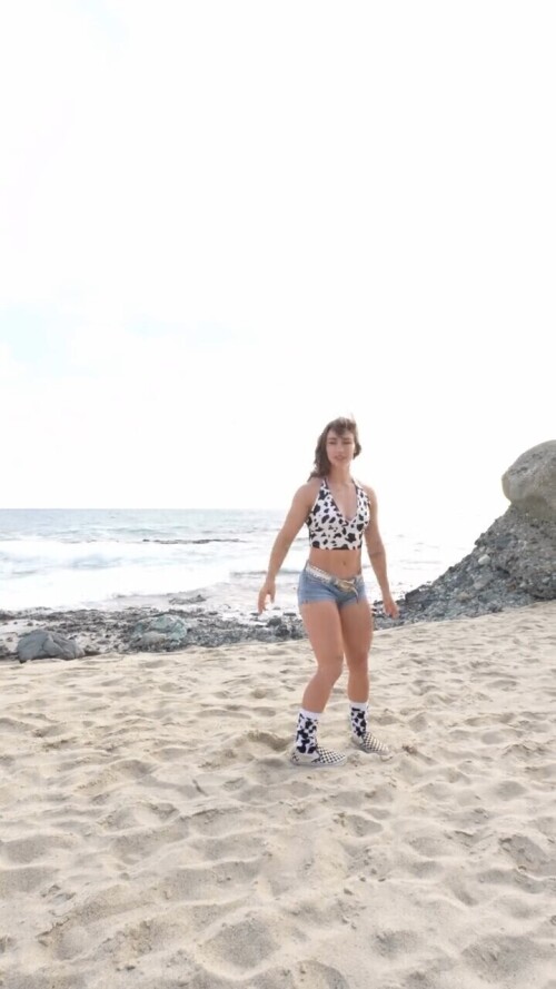 1000131905a7fb56cb46f77325