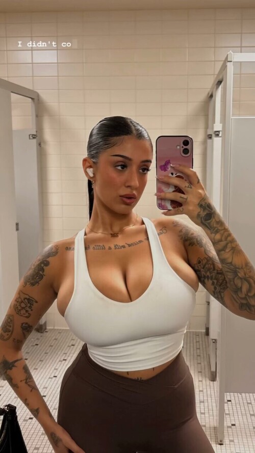 1000132103fd9d4e9280f4b1b6