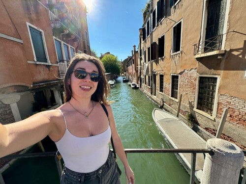 1000132472e7a9cd821a54ccd8