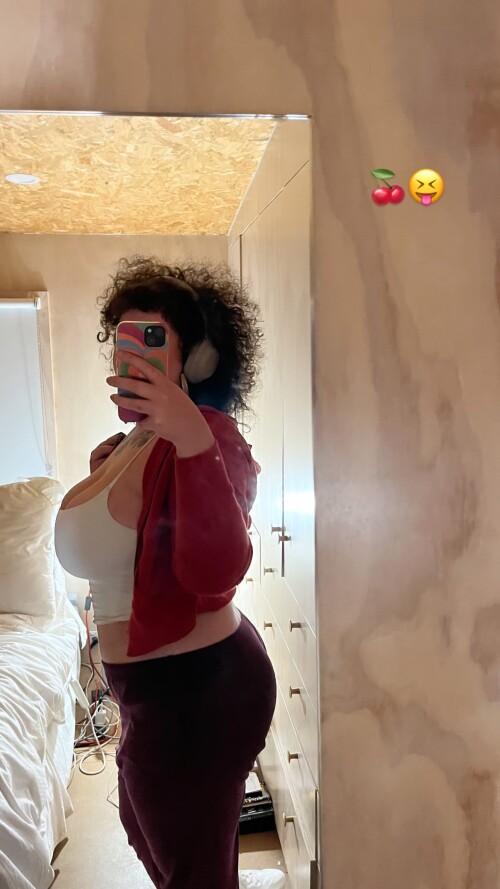 10001325565415e22bd090b908