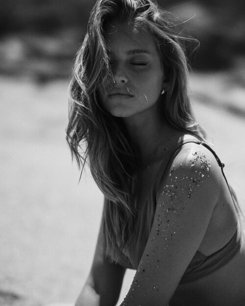 10001328936f42f67edfa36e13