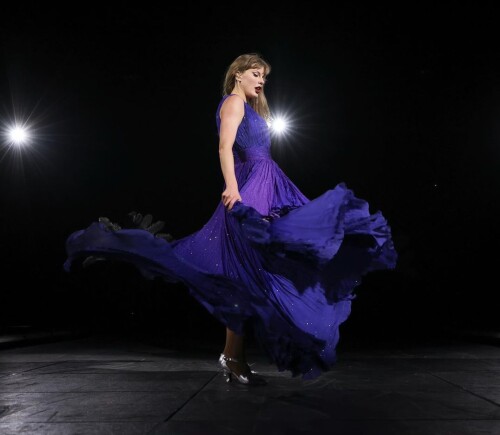 100013400305f5ed71bba70e27