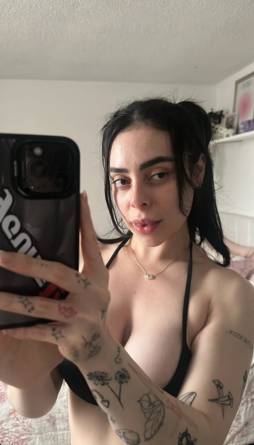 1000136372b86a715b449678ea