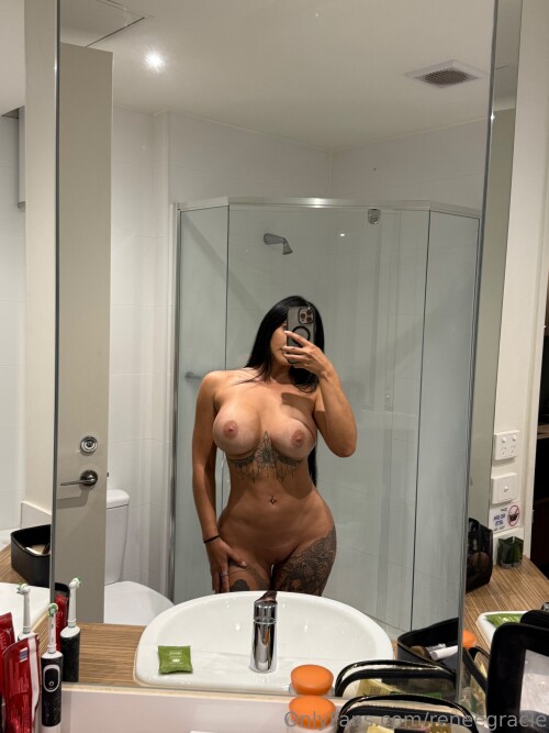 1000137161d6bd016b674fc244