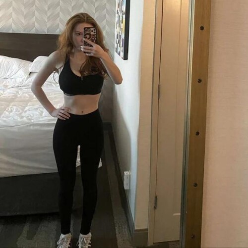 10001373679cef5b69f0607128