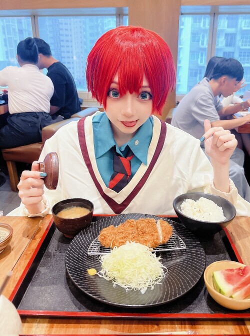 10001380695ea1adb21ff21b2f