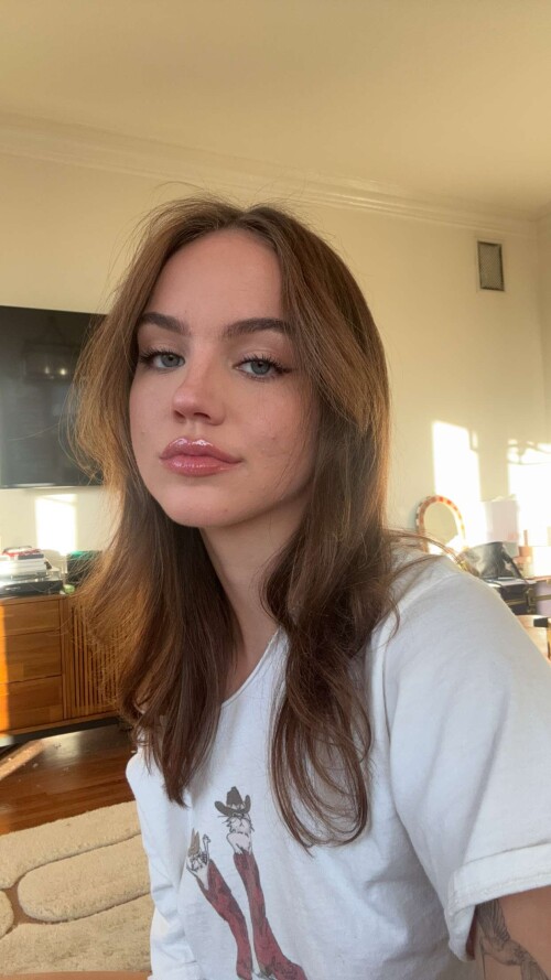 100013960679b228b834aec421