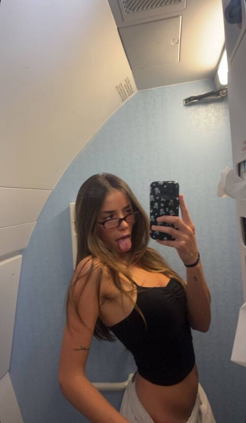 10001402727620329389a4a35d