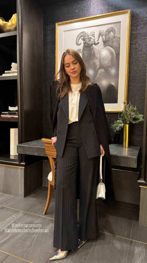 1000140375550cef4eb1d06101