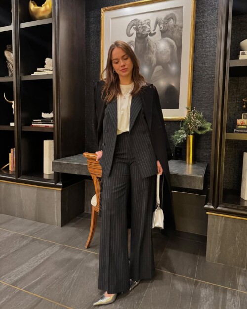 1000140645e4a420edc1694468