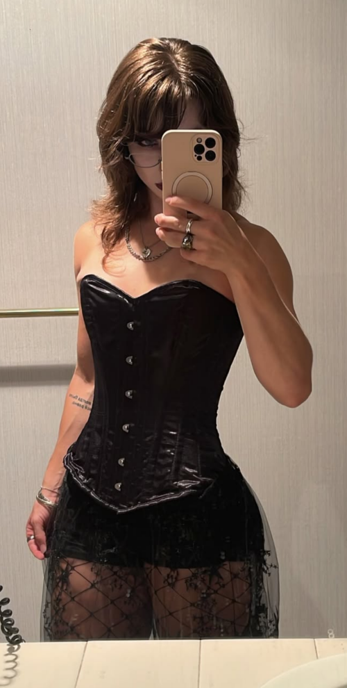 100014129884cec677d4d6b460