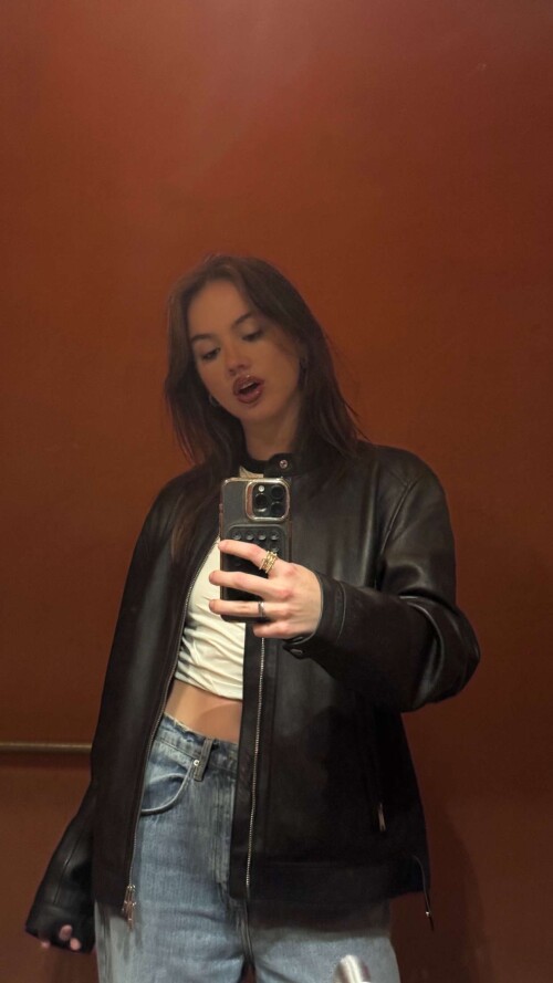 1000141698aed75bb1dafebc5e