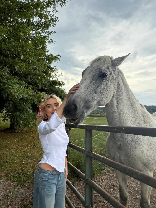 10001418999ddc174105b9d15d