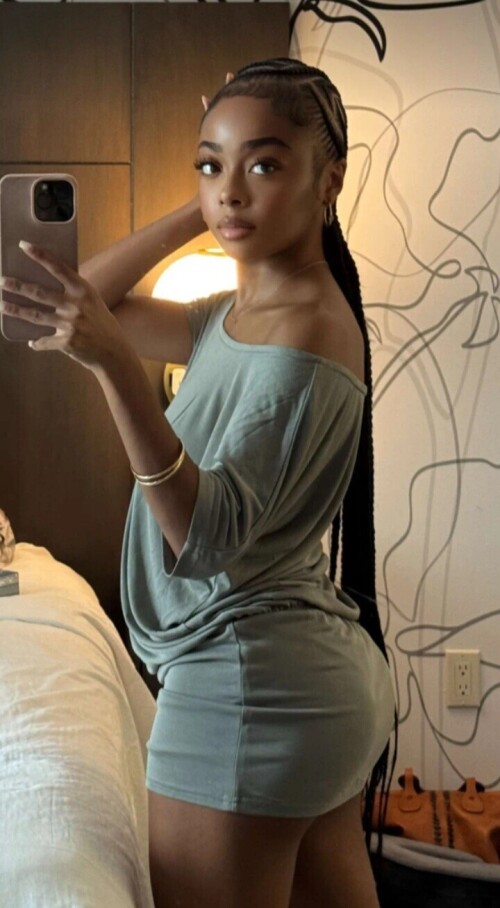 1000143703b8ae2a7c1e0aa1ba