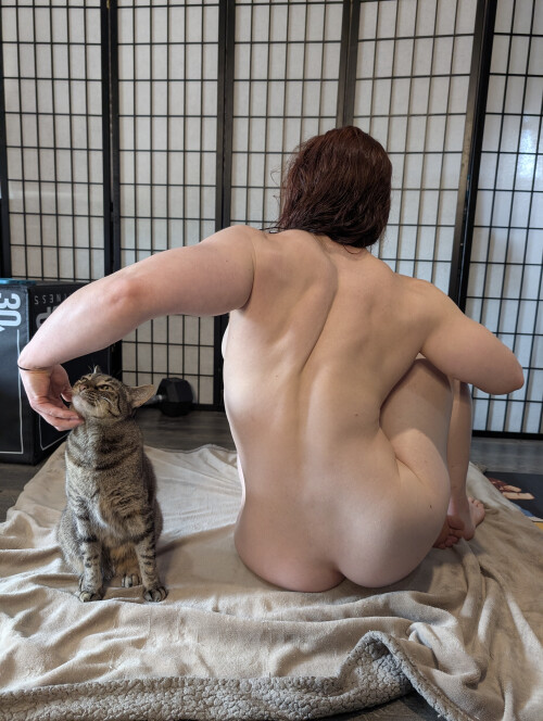 100014381312b98b8e7656f86f