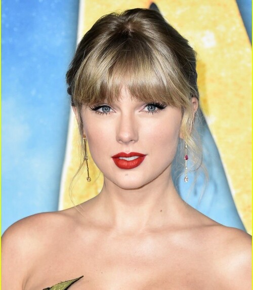 10001464874e34452b5389c4bc