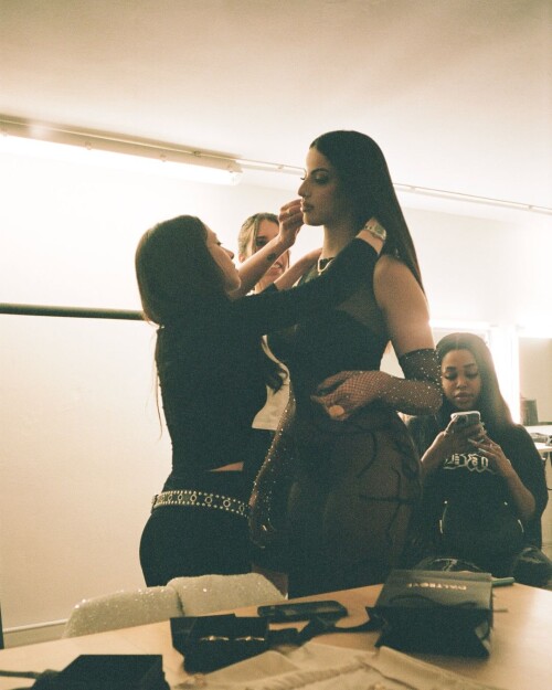 1000147623362c2ee25b54617f