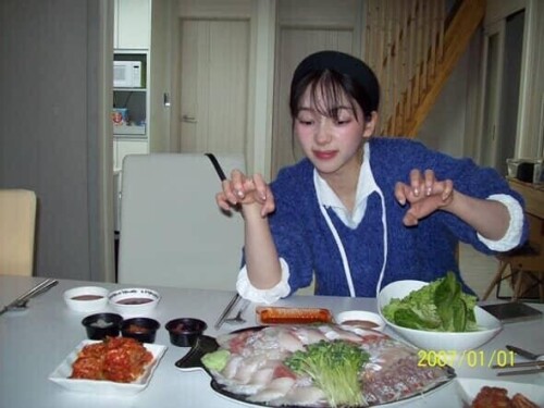 1000148569acb2c56a158475cd